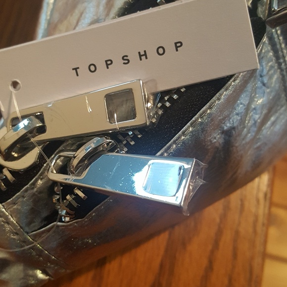 🎄NWT Last One! Top Shop Silver Warsaw Belt Bag - Picture 7 of 8